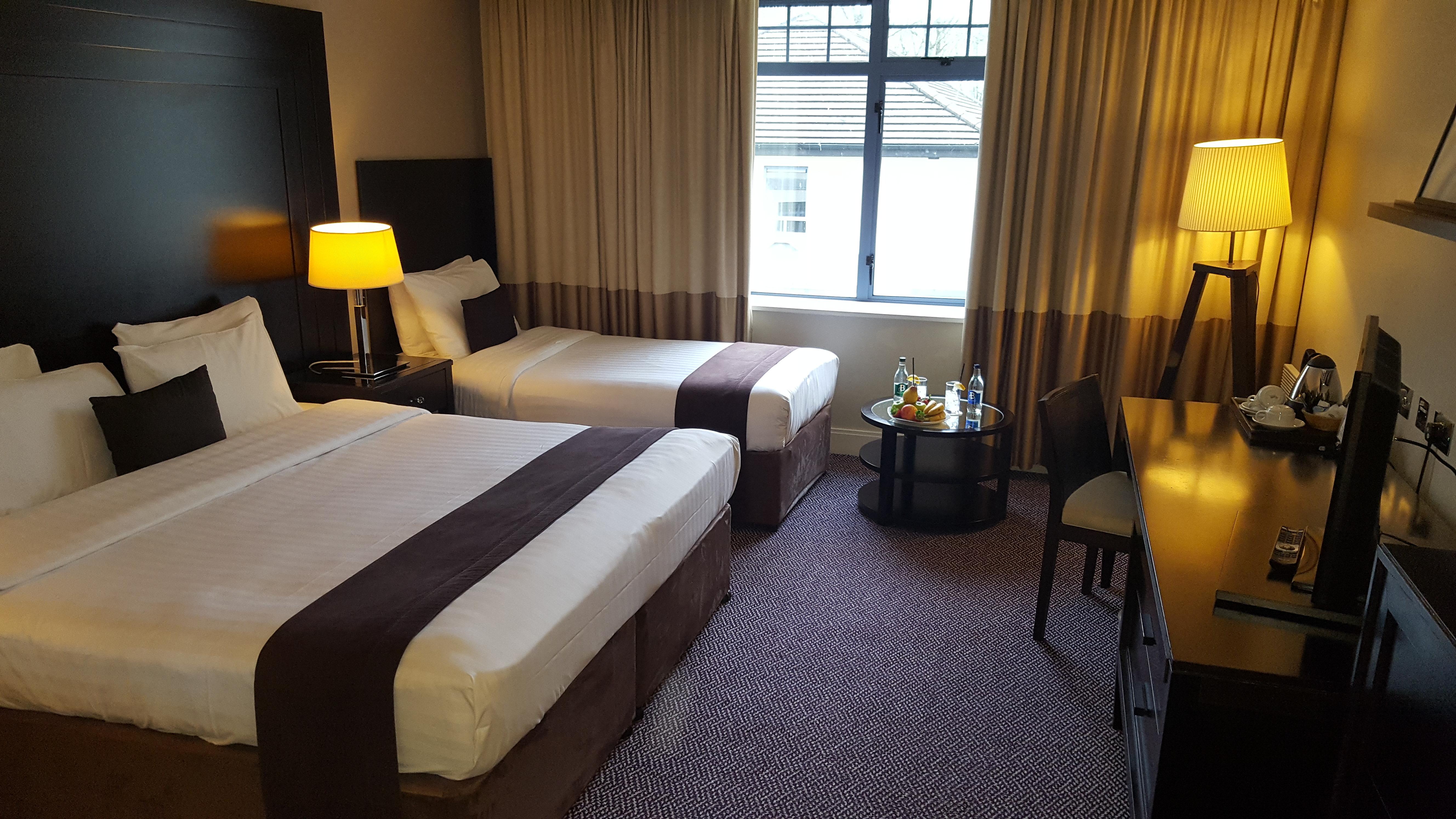 Shamrock Lodge Hotel Атлон Екстер'єр фото