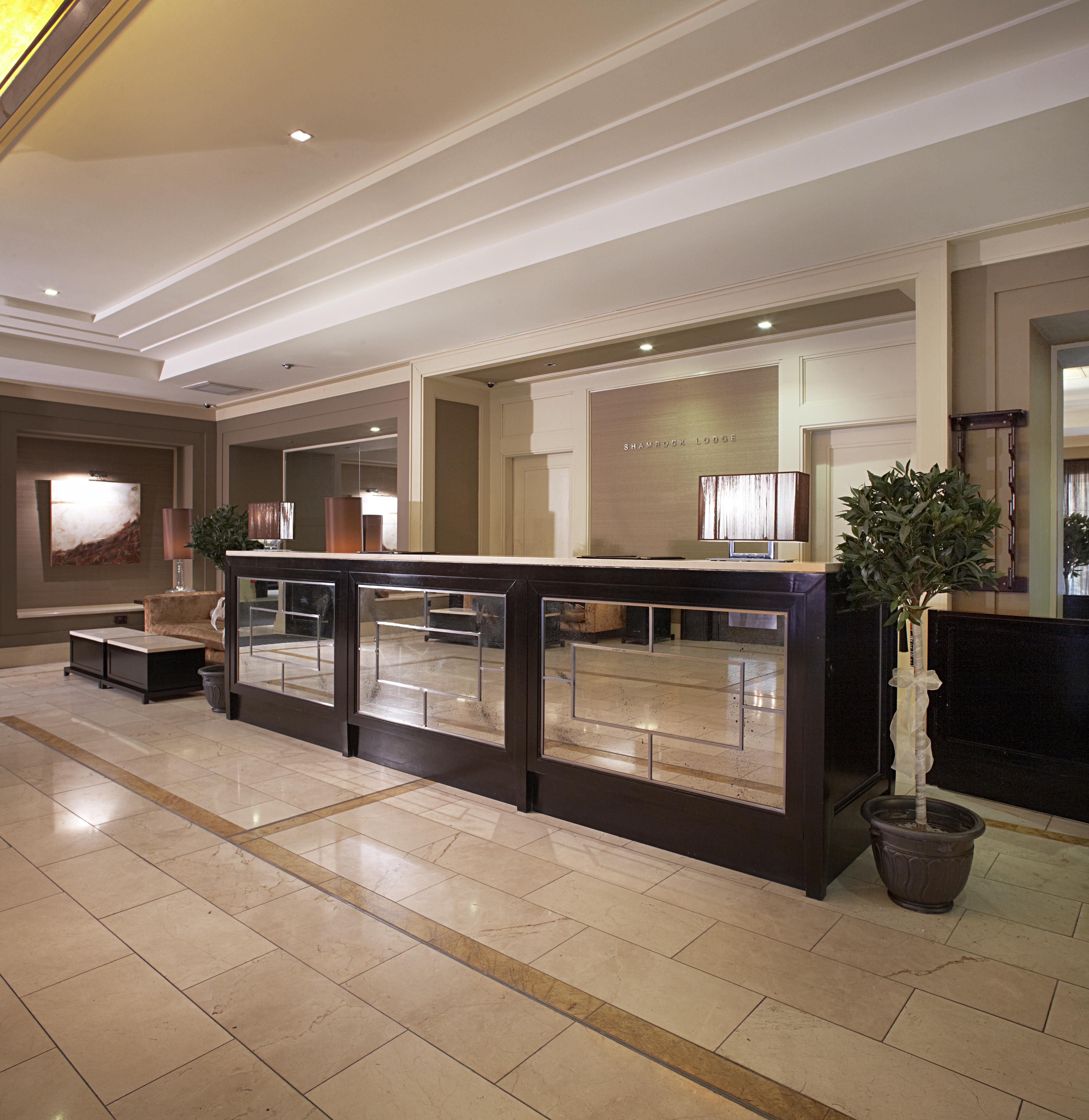 Shamrock Lodge Hotel Атлон Екстер'єр фото