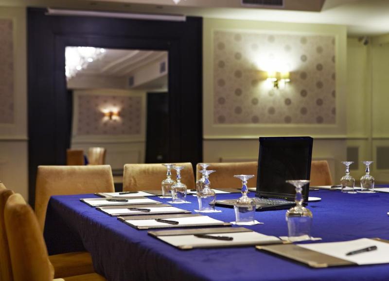 Shamrock Lodge Hotel Атлон Екстер'єр фото