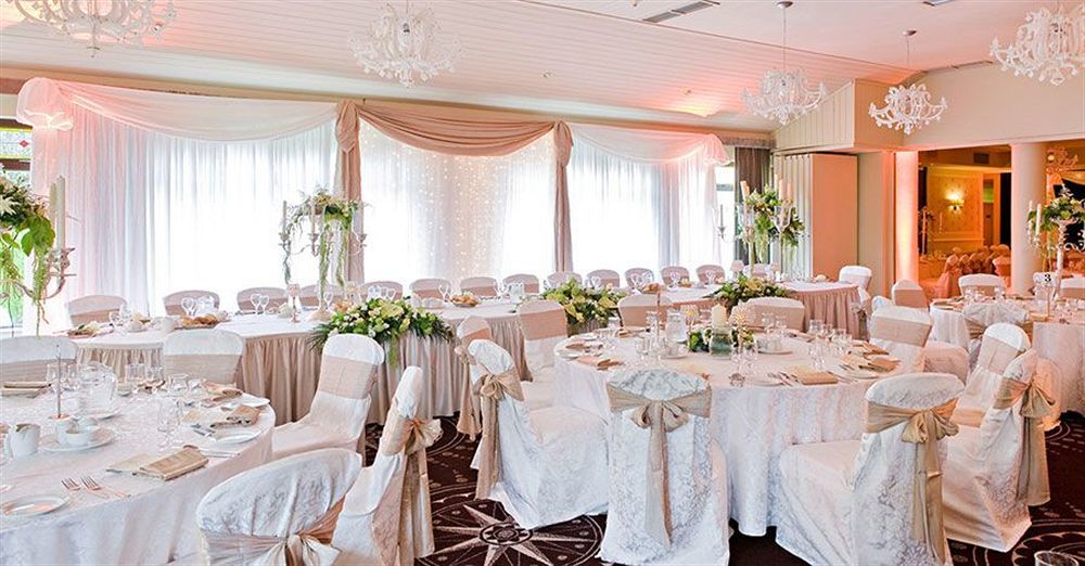 Shamrock Lodge Hotel Атлон Екстер'єр фото